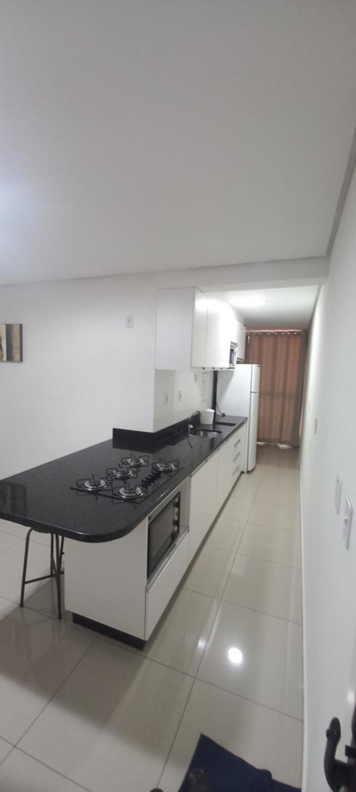 Apartamentos Ed London, Na Av Principal A Poucos Passos Das Termas Piratuba Exterior photo